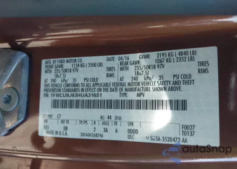 2017 Ford Escape Titanium z USA, uszkodzony, nr VIN 1FMCU9J93HUA31651